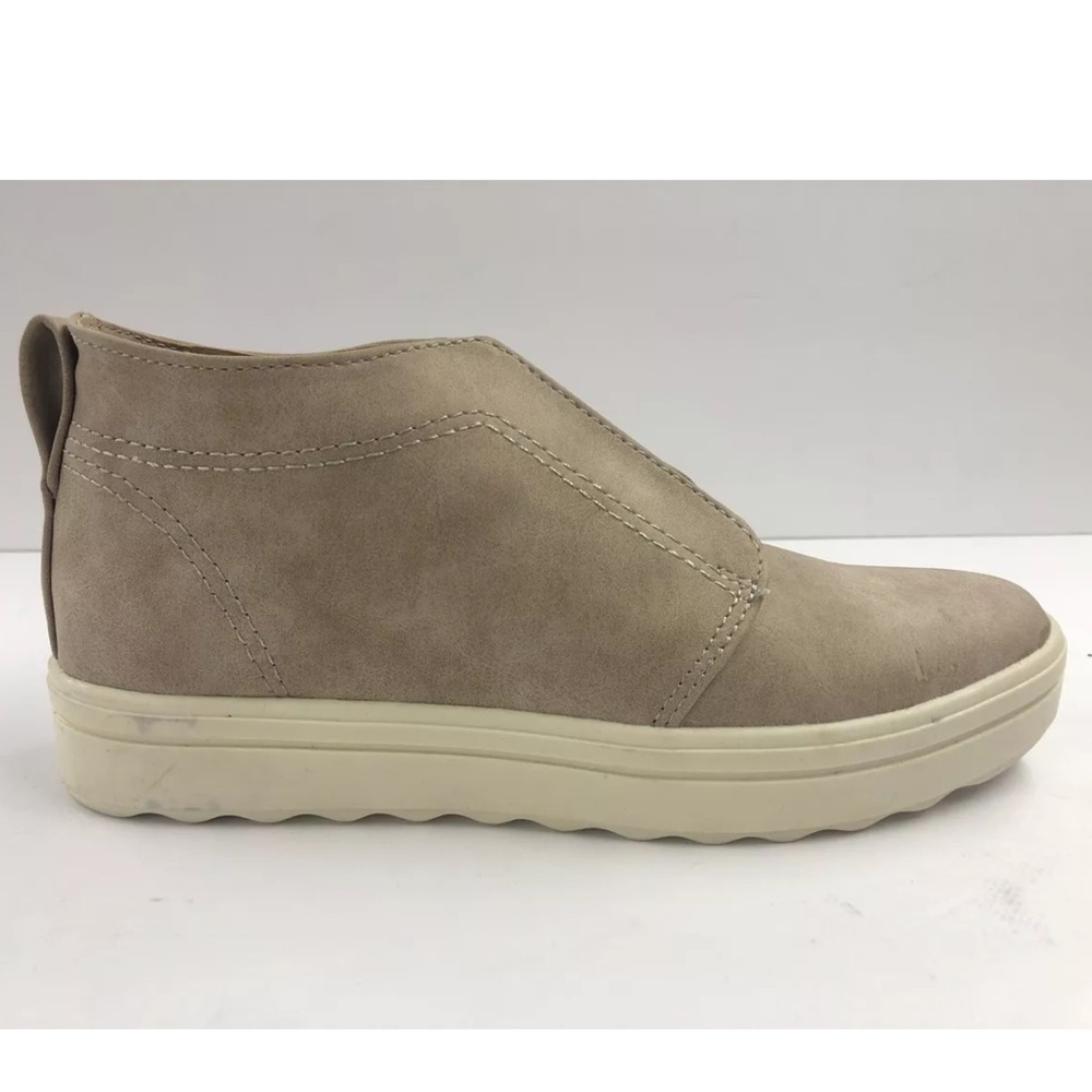 Dolce Vita Women’s Proxy Beige Sneakers, Size 6 M.